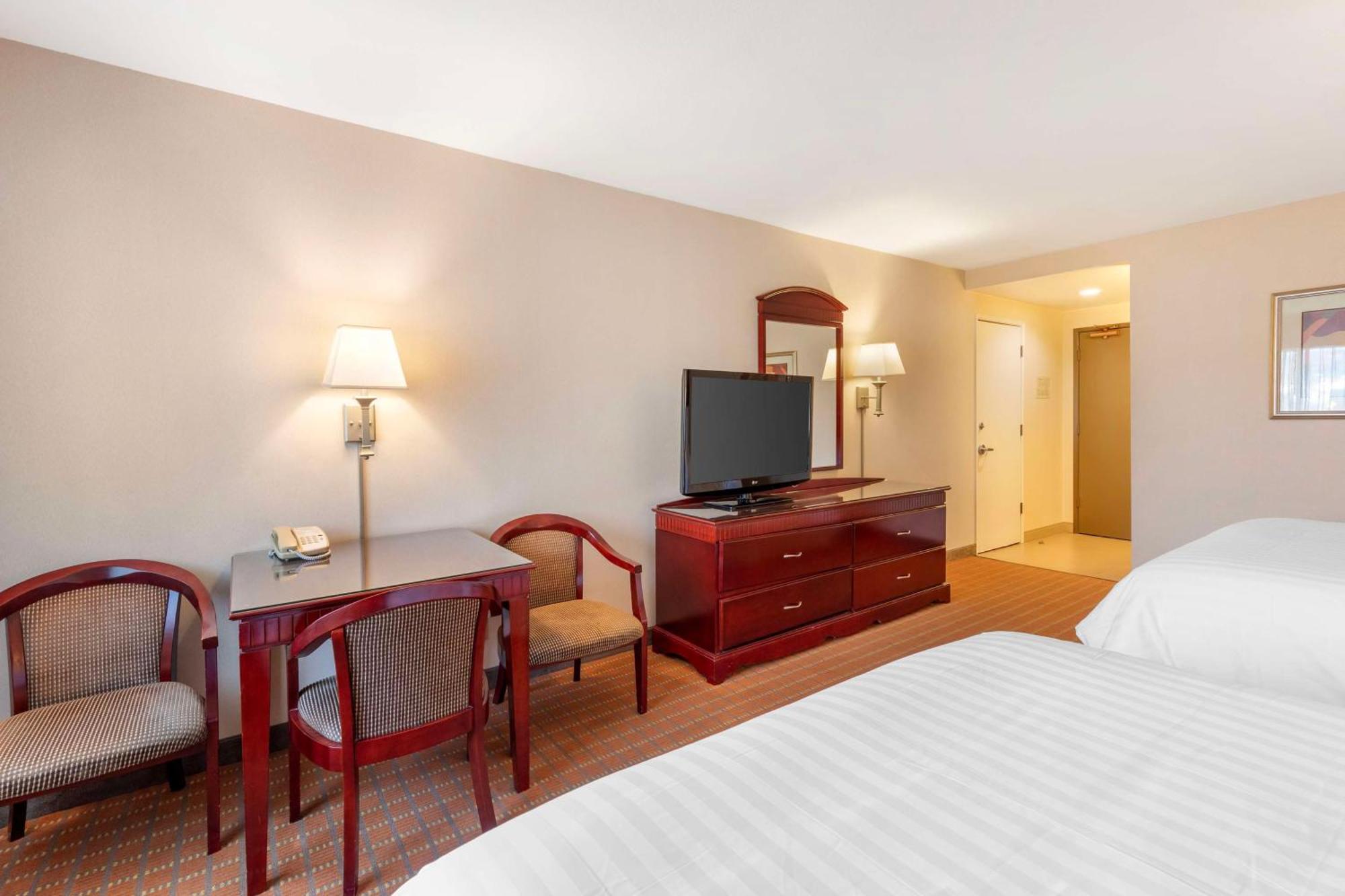 Best Western Plus West Covina Inn Exteriör bild