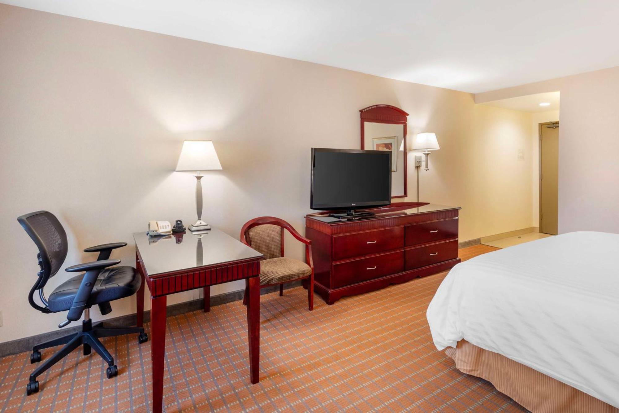 Best Western Plus West Covina Inn Exteriör bild